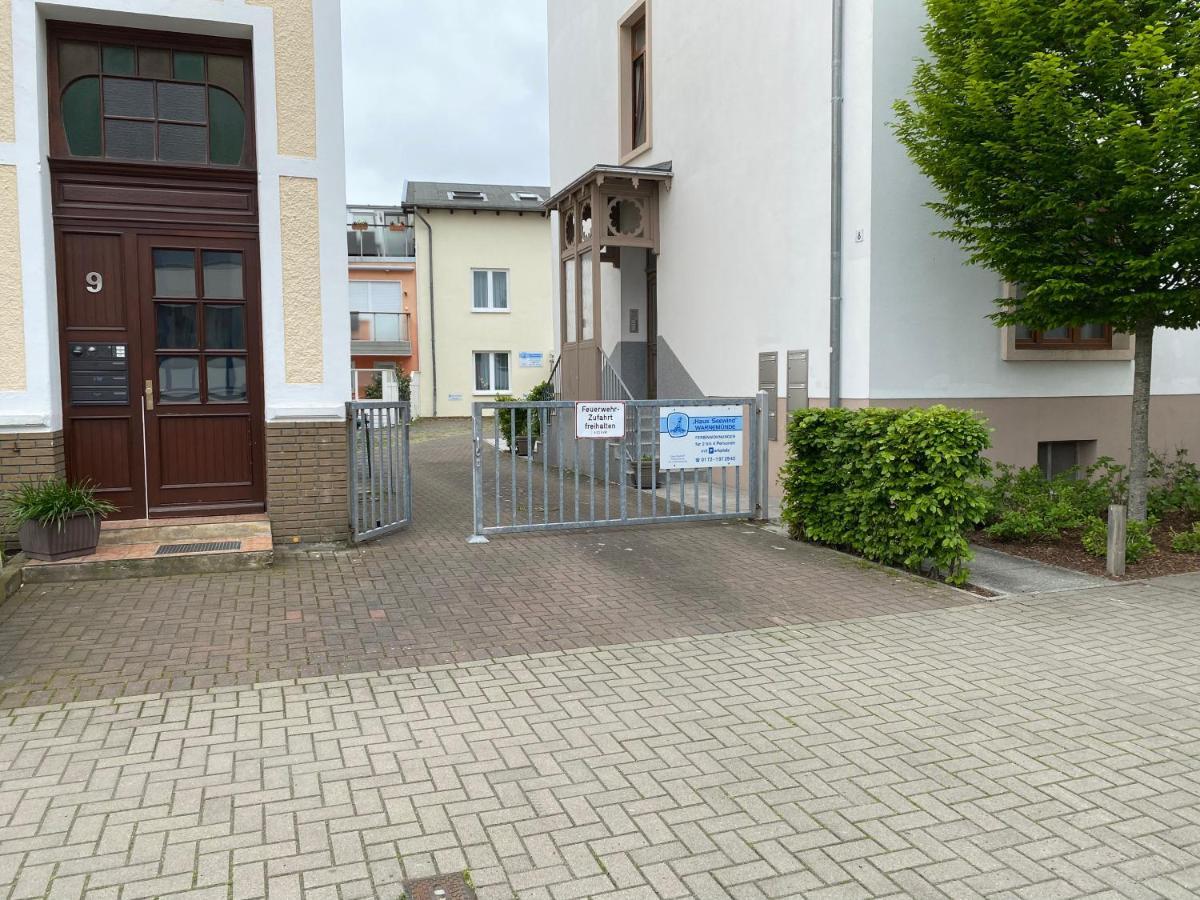 Haus Seewind Warnemünde Rostock Exterior foto